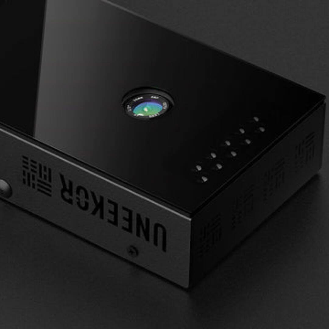 Uneekor EYE XO SIG12 Golf Simulator Package Golf Simulator Uneekor