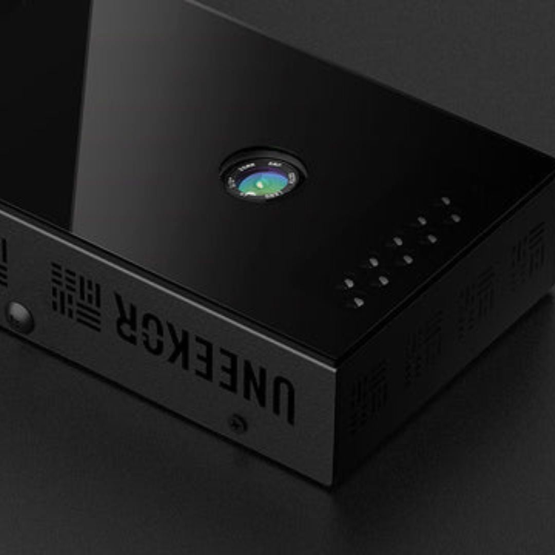 Uneekor EYE XO Launch Monitor Launch Monitor Uneekor